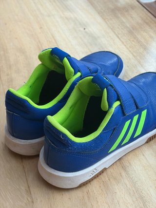 Zapatillas Adidas niño/niña Talla 39 1/3