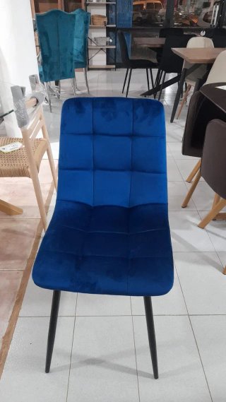 Mesa redonda madera + 4 sillas azul