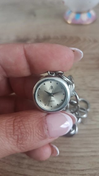 Pulsera eslabones con reloj y charms