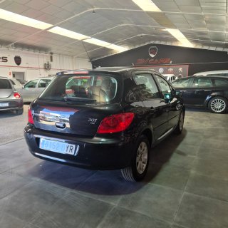 Peugeot 307 1.6 Hdi 90Cv. Con sólo 89.000 ms.