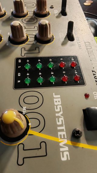 Mesa de mezclas DJ JB Systems Compact 11010