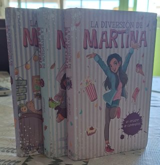 Lote libros de la youtuber "Martina".