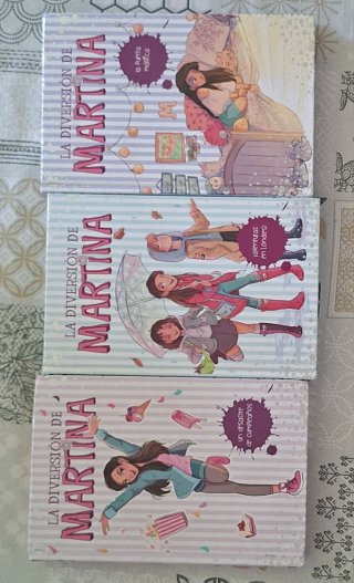 Lote libros de la youtuber "Martina".