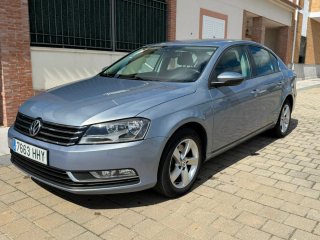 Volkswagen Passat 2012