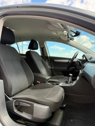 Volkswagen Passat 2012