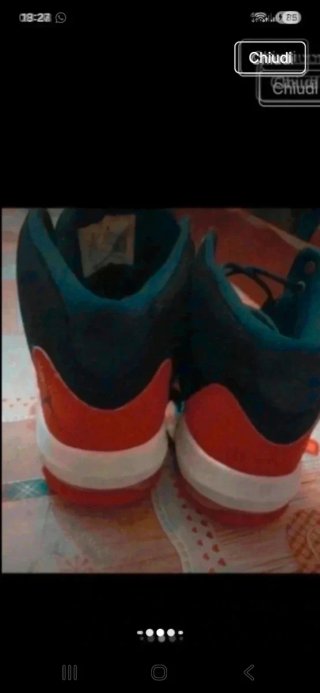 Scarpe Jordan originali nere e rosse