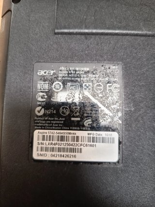 Portátil Acer Aspire 5742
