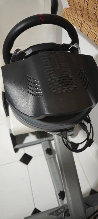 Playseat y Volante Thrustmaster T500
