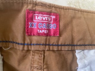 Pantalones Cargo Levi's Taper Marrón 42