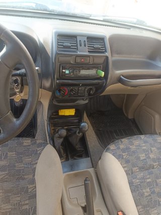 Nissan Terrano II 2001
