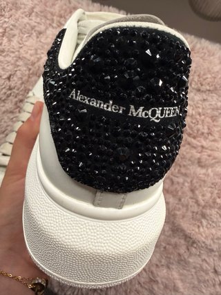 Sneakers Alexander McQueen Bianche e Nere