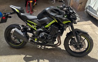 Kawasaki Z900 2021 Negra y Verde