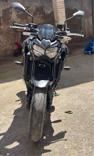 Kawasaki Z900 2021 Negra y Verde