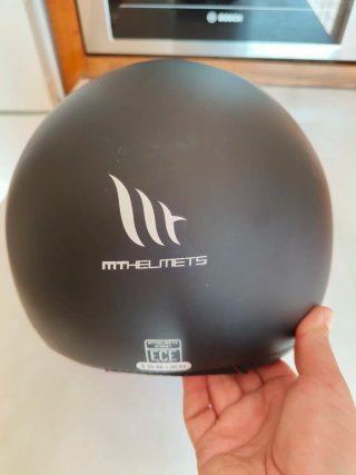 Casco MT Helmet Talla S-M Negro