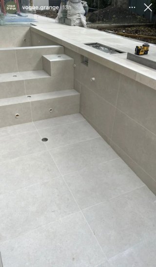 Piscinas reformas y alicatados