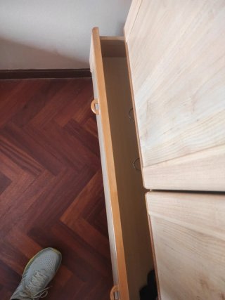 Armario de madera 2 puertas y 2 cajones