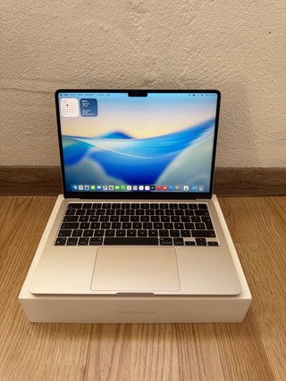 MacBook Air 13” M2 16GB 256GB de Segunda mano por 580 EUR en