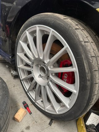 Llantas Oz Superturismo LM 19 5x112