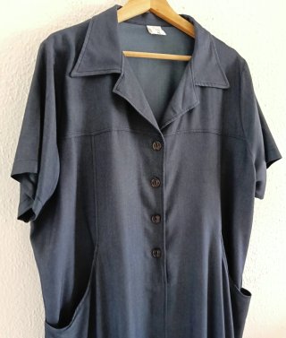 Vestido azul midi con bolsillos Talla 52