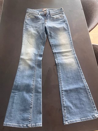 Lote 2 Pantalones Guess Acampanados Talla 25