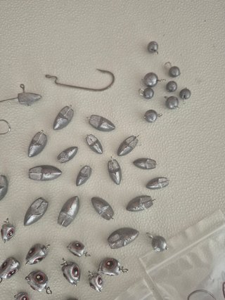 Lote Plomos Cheburashka + Anzuelos