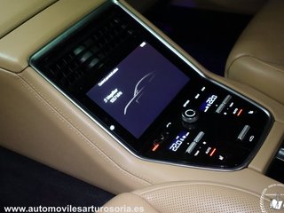 Porsche Panamera 4S Diesel