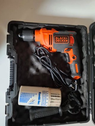 Taladro Black+Decker con maletín