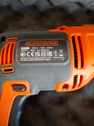 Taladro Black+Decker con maletín