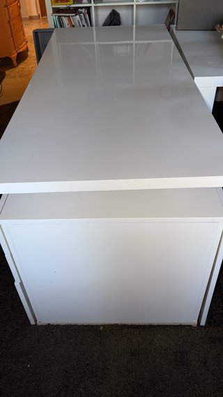 Mesa de escritorio lacada brillante blanca