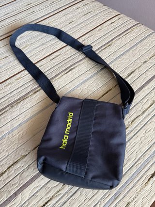 Bandolera Real Madrid CF Negra y Verde