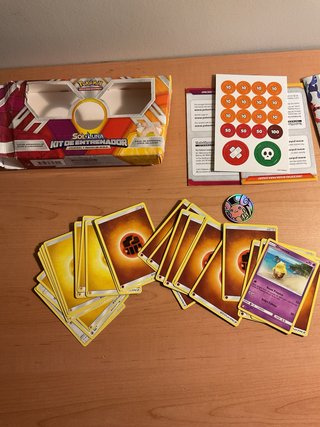 Kit Entrenador Pokémon Sol y Luna