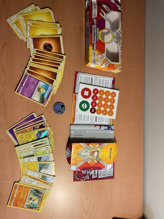 Kit Entrenador Pokémon Sol y Luna