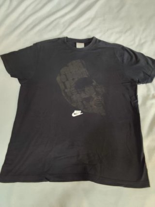 Camiseta Se Busca Jesús Vintage