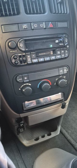 Chrysler Voyager 2004