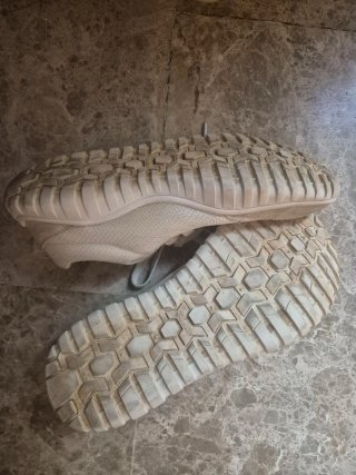 Zapatillas barefoot Hobibear grises y blancas