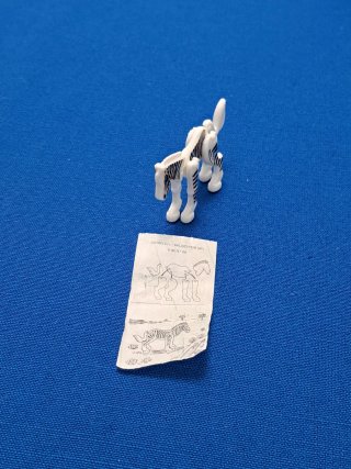 Kinder Sorpresa Zebra K92 N.04