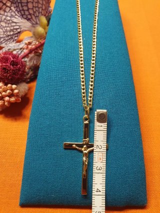 Cruz de Oro 18kl Cadena de 50 cm. Es   OPCIONAL