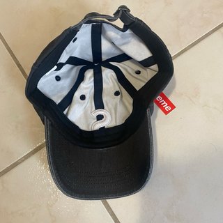 Cappello Supreme Grigio Scuro