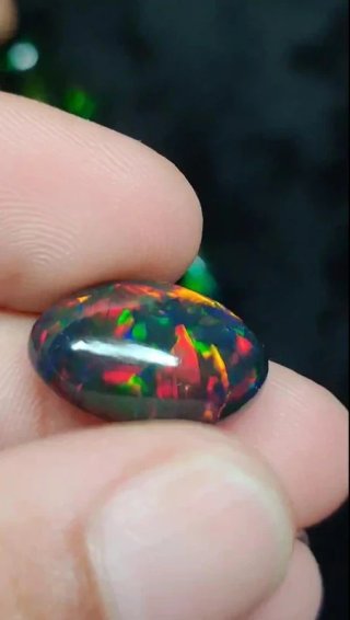 Ópalo Negro Fuego Multicolor 4Ct