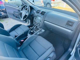 Volkswagen Golf 2005