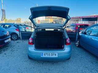 Volkswagen Golf 2005