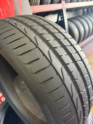 Neumático 265/40 R22 106Y
