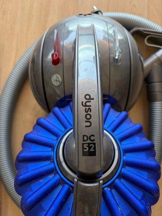 Aspirador Dyson DC52