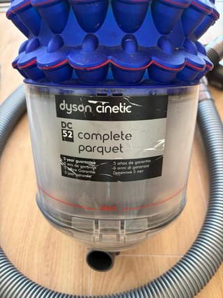 Aspirador Dyson DC52