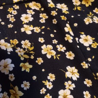 Vestido cruzado estampado flores