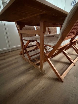Mesa y 6 Sillas de Teca