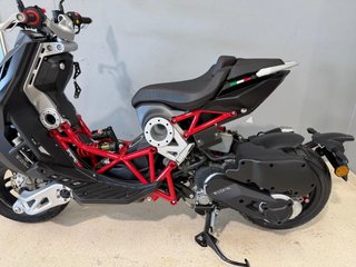 ITALJET DRAGSTER 200 Scooter Negro/Rojo