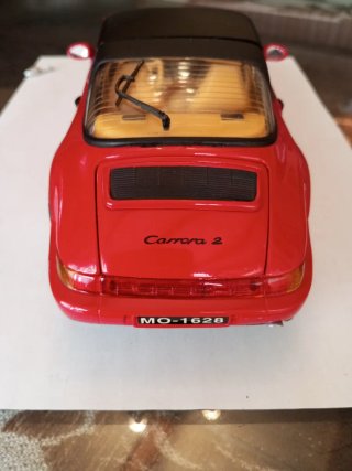 1:18 PORSCHE 911 TARGA