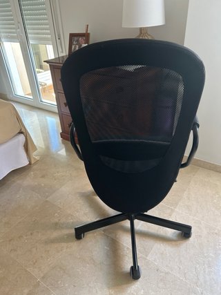 Silla de oficina IKEA negra