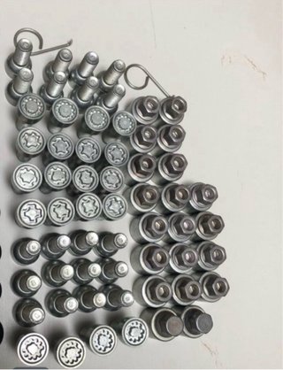 TORNILLOS ANTIRROBO VW GOLF AUDI Q5 VW T4 T5 T6.1